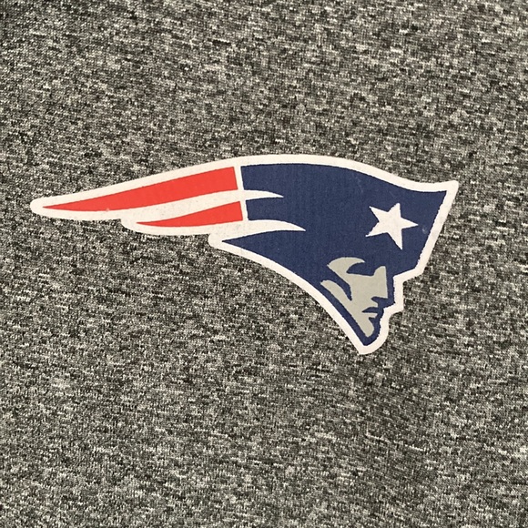NFL Tram Apparel Quarter Zip Lightweight Sweater - New England Patriots - Picture 3 of 7
